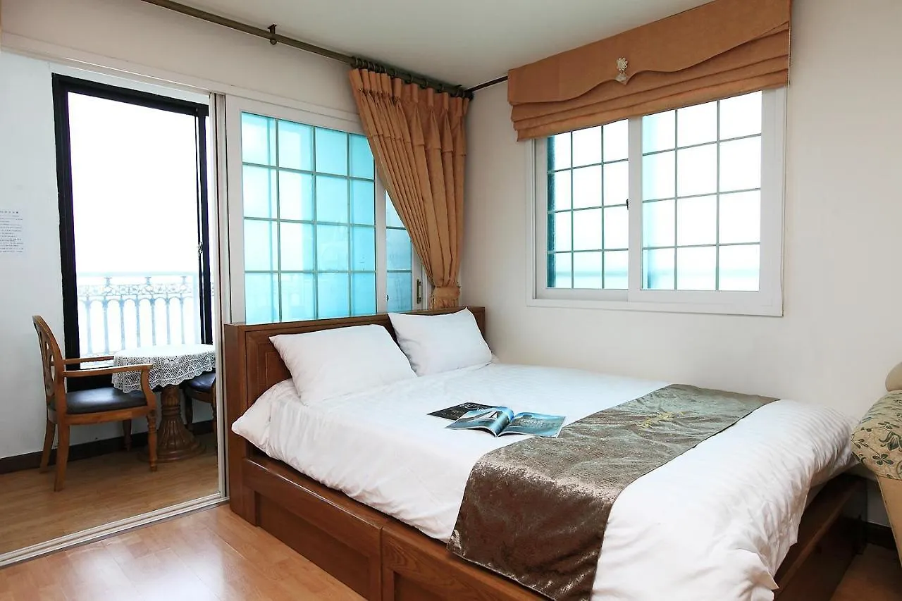 Sea View Guest House Jeju 0*,