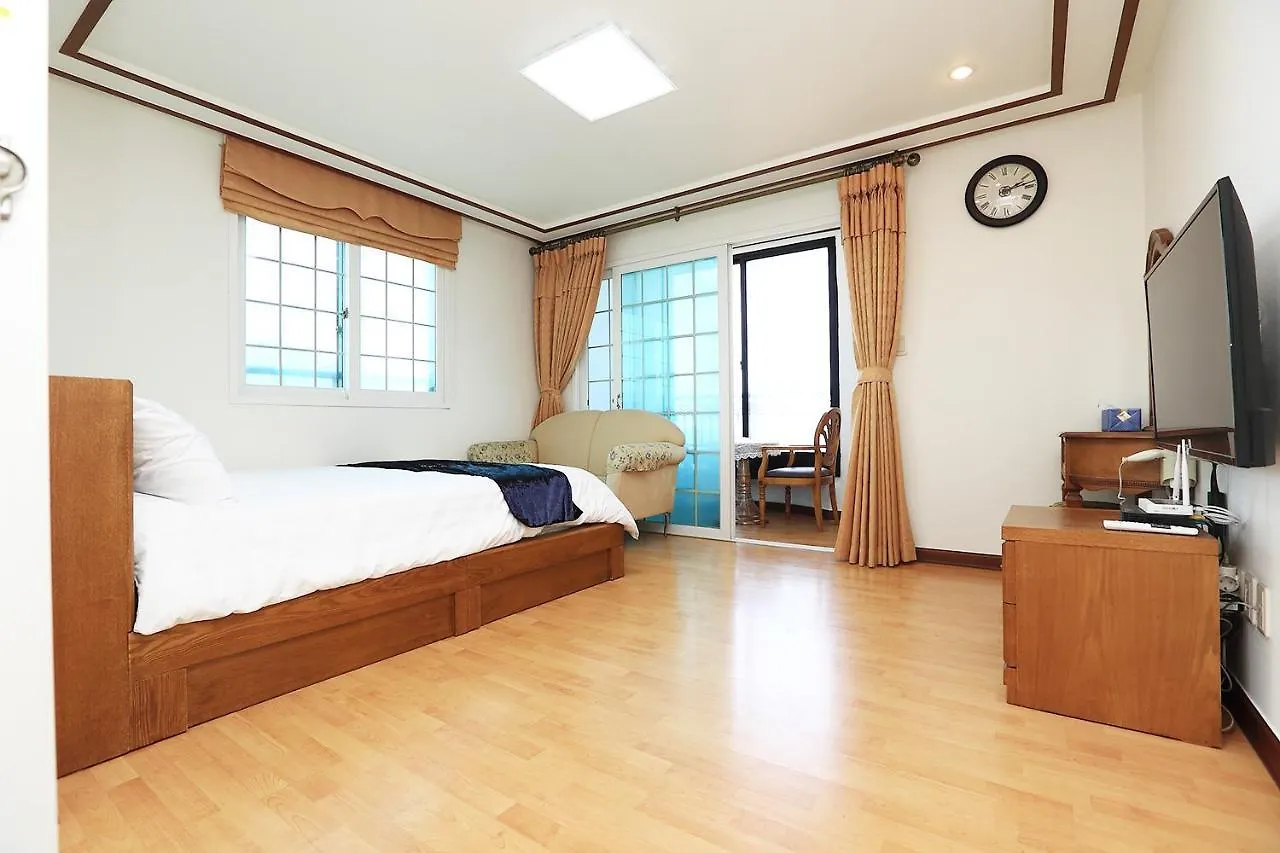 Sea View Guest House Jeju 0*,  South Korea