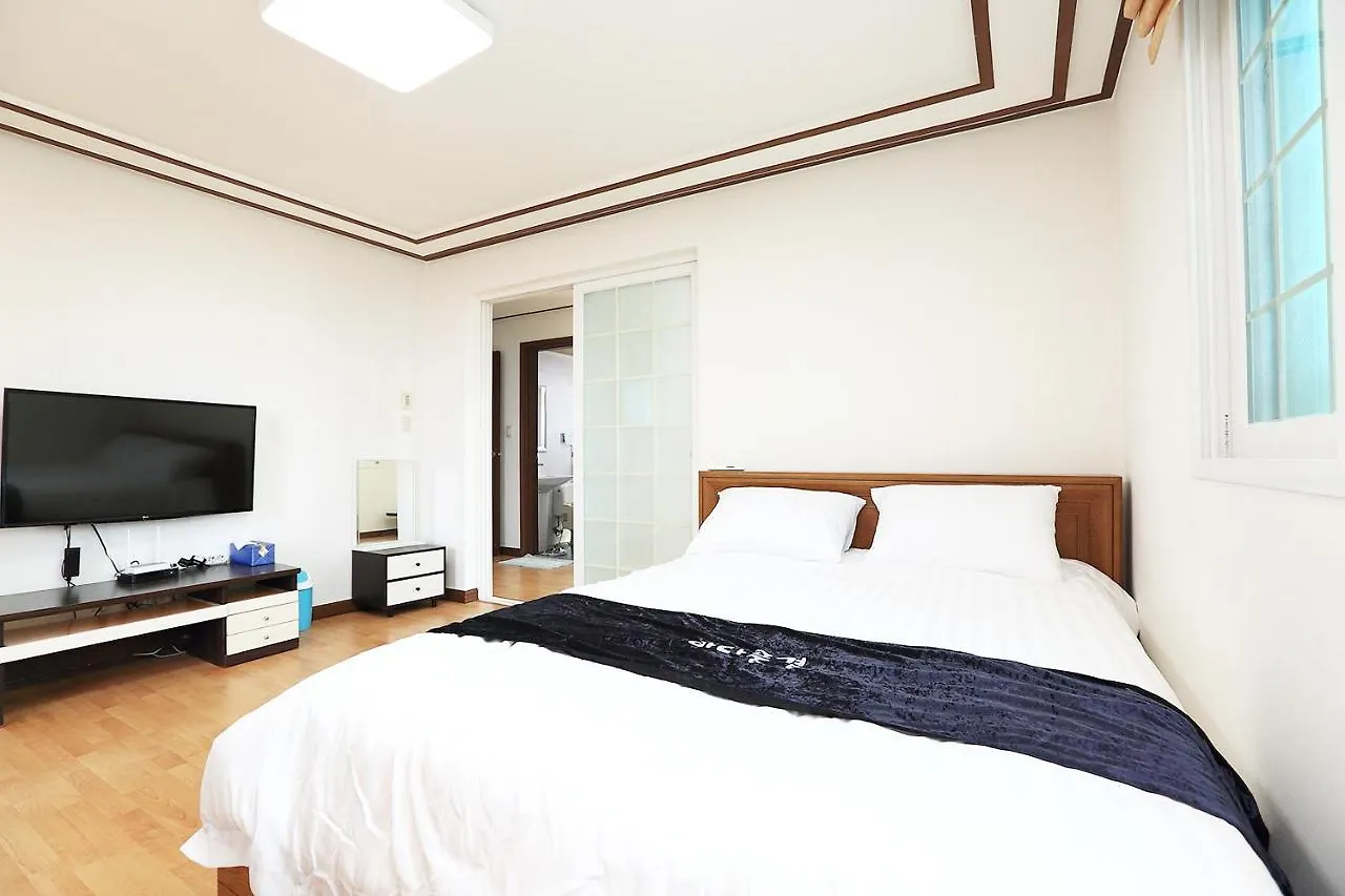 Sea View Guest House Jeju