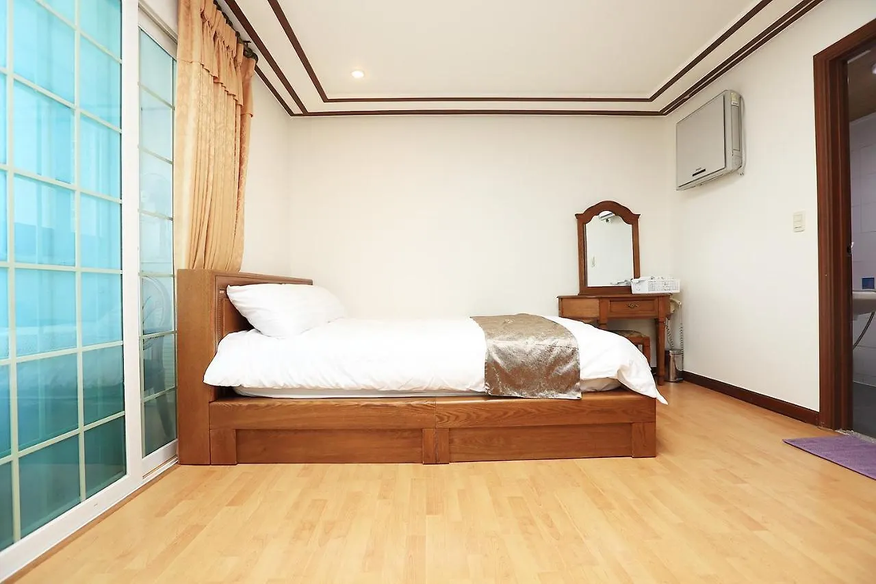 Sea View Guest House Jeju